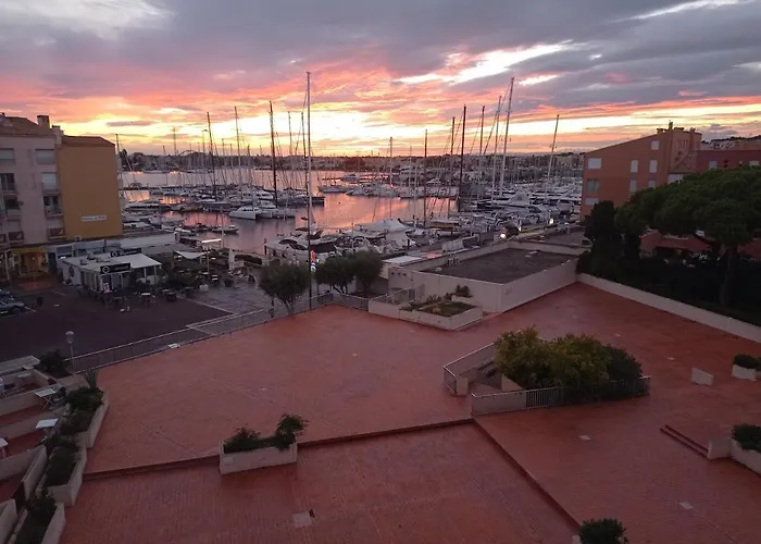 Magnifique Neuf 6 Pers Climatise Grande Terrasse Amenagee * Agde