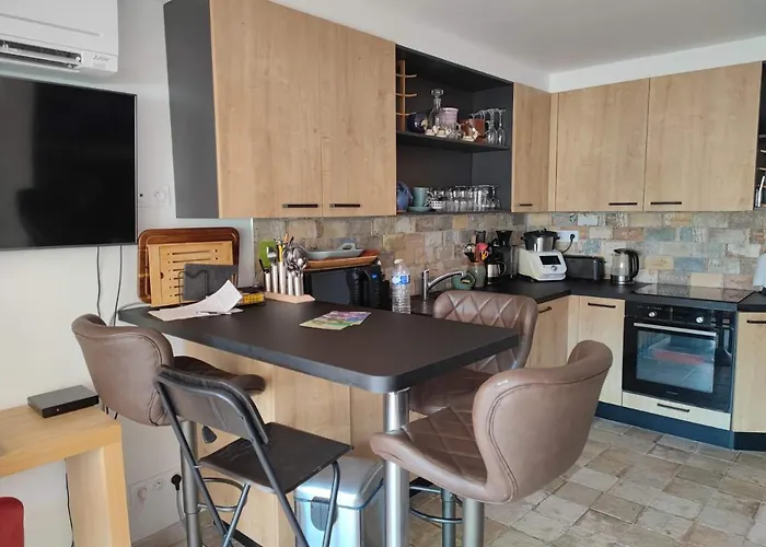 Apartment Magnifique Neuf 6 Pers Climatise Grande Terrasse Amenagee Agde